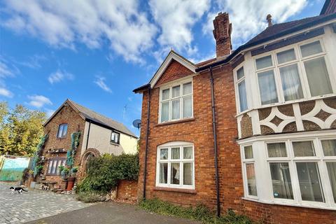 undefined, High Street, Buckingham MK18