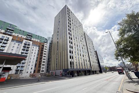 Cheetham Hill Road, Manchester