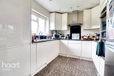 undefined, Alexandra Avenue, Luton