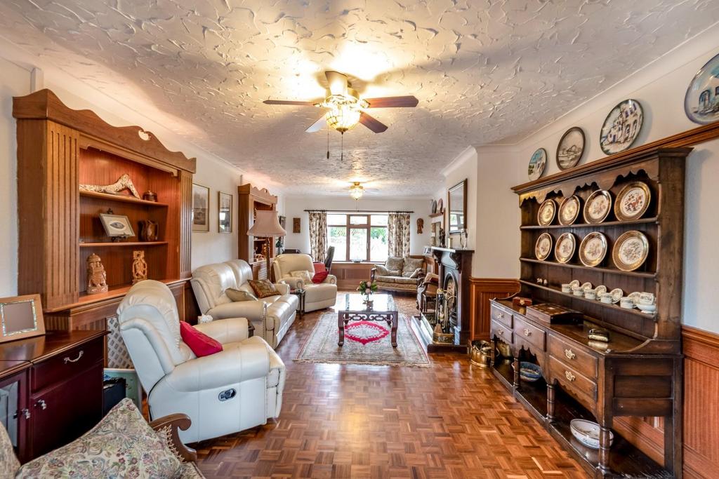 DSC 4177-Edit.JPG