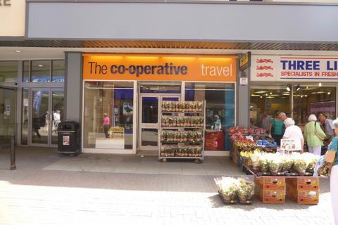 Retail property (high street) to rent, Vicar St Kidderminster DY10 1DE