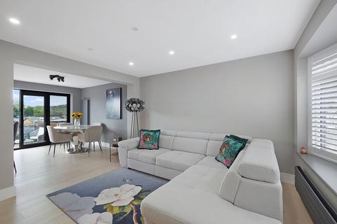 2 bedroom semi-detached house for sale, Hillshaw Crescent, Rochester, ME2