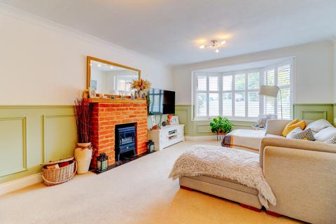 undefined, Sunnycroft, High Wycombe HP13