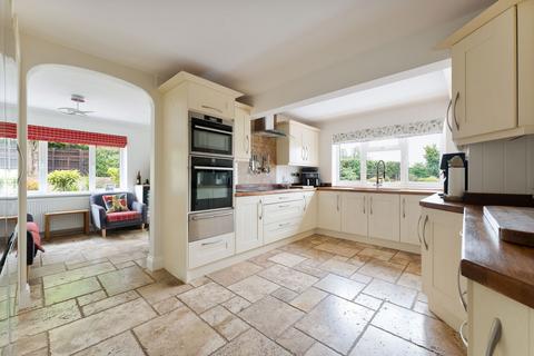 3 Green Lane Close, Ford, Salisbury, SP4 6DQ