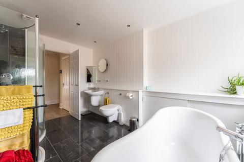 3 Green Lane Close, Ford, Salisbury, SP4 6DQ