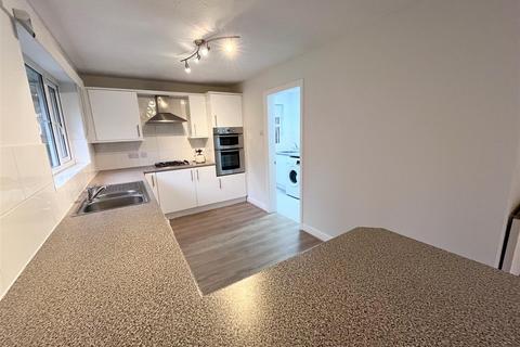 4 bedroom house to rent, Hazelwood Road, Wilmslow, Cheshire
