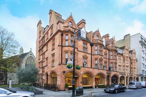 undefined, Mount Street, London W1K