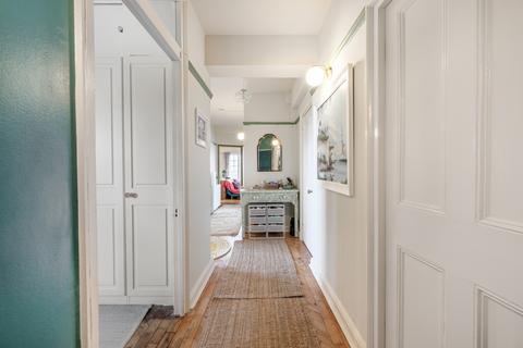 2 bedroom apartment for sale, Arcade House, London NW11