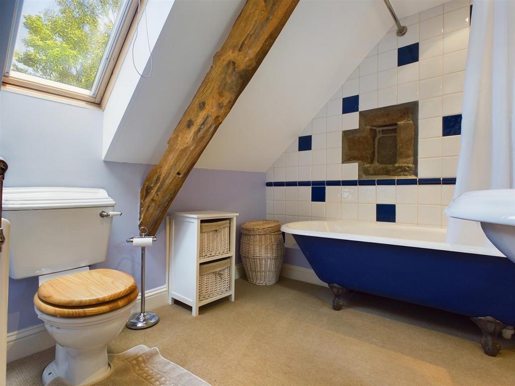 CAM02009 G0-PR0050-STILL015.jpg