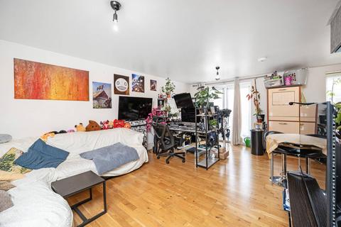 1 bedroom flat for sale, Westport Street, Limehouse, London, E1
