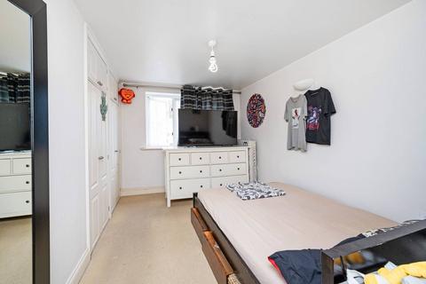 1 bedroom flat for sale, Westport Street, Limehouse, London, E1