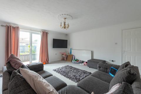 undefined, Cormorant Close, Hull HU7