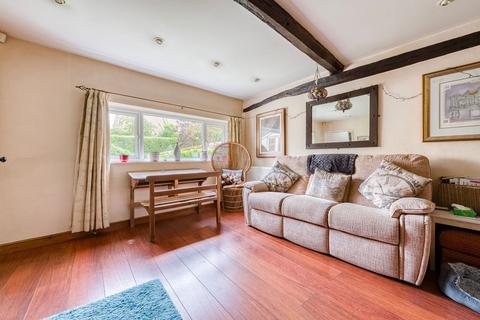 Appletree Cottage Chapel Road, Longham, Dereham, NR19 2RN