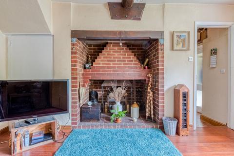 Appletree Cottage Chapel Road, Longham, Dereham, NR19 2RN