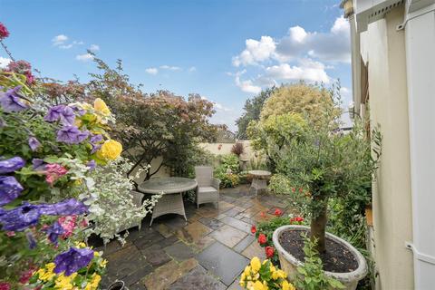 8 Heol Nant Bran, Birchgrove, Swansea, SA7 9LS