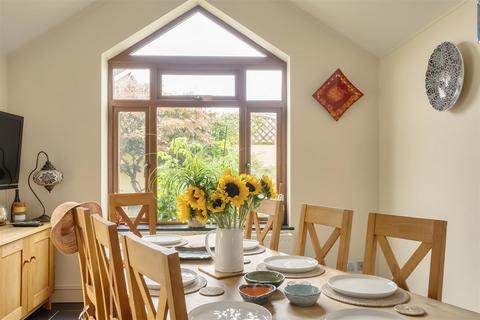 8 Heol Nant Bran, Birchgrove, Swansea, SA7 9LS