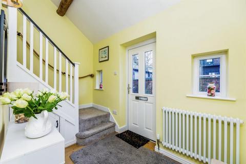 Apple House, 7 Middlewood Hall Doncaster Road, Darfield, Barnsley, S73 9HQ