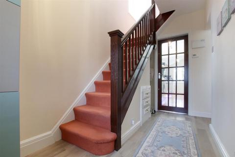 3 bedroom semi-detached house for sale, Sandileigh Avenue, Hale