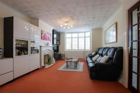3 bedroom semi-detached house for sale, Sandileigh Avenue, Hale