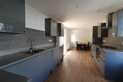 1 bedroom in a house share to rent, Broadway, Broadway, Cardiff, CF24