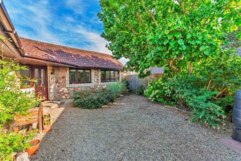 undefined, Beautifully presented detached bungalow in Congresbury