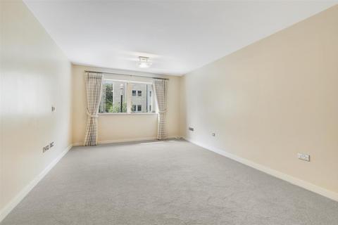 undefined, Cheltenham Town Centre GL50 3SP