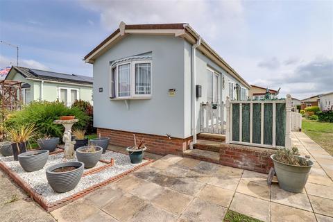 2 bedroom park home for sale, Creek Road, Canvey Island SS8