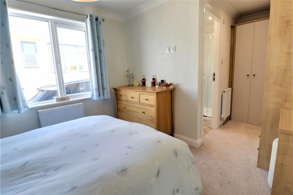 Preloved Park Home 39 Tranquility Park Bedroom
