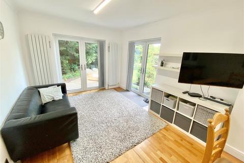 undefined, Swanland Road, Herts AL9