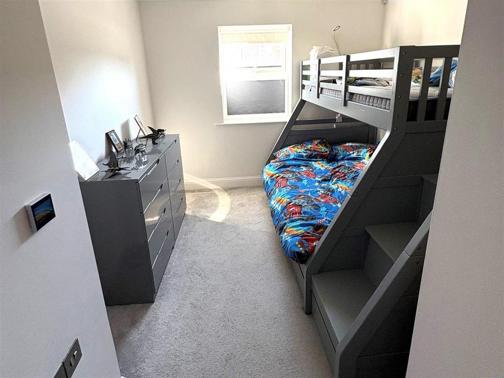 Bedroom 2.jpg