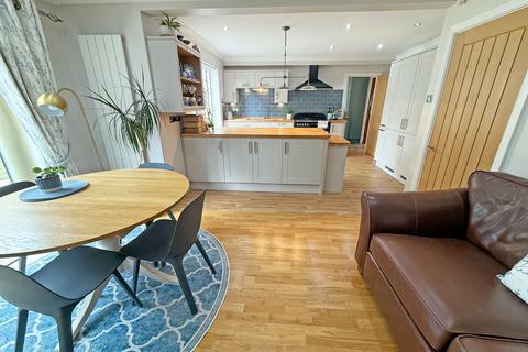 5 bedroom detached house for sale, Sycamore Drive, Hollywood, B47 5QX