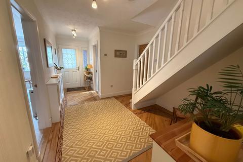 5 bedroom detached house for sale, Sycamore Drive, Hollywood, B47 5QX