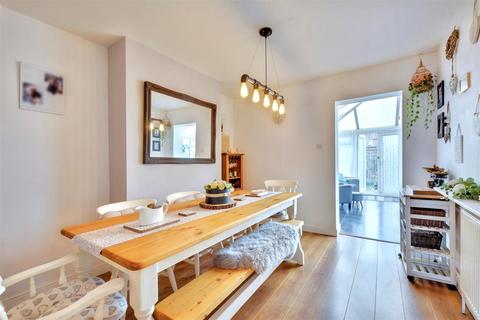 3 bedroom semi-detached house for sale, Dockholm Road, Long Eaton