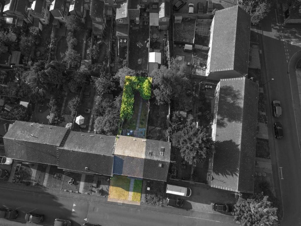 4 Queen Street aerials -5bw.jpg