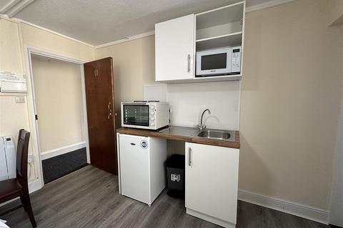 1 bedroom in a house share to rent, Unit 7, Ingleby, Bellozanne Road, St. Helier, Jersey