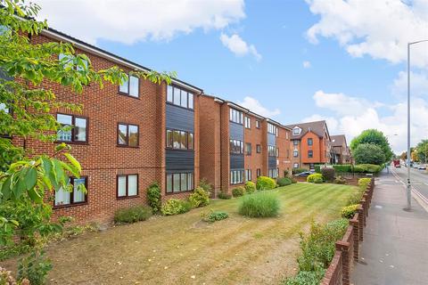undefined, 11 Brighton Road, Purley CR8