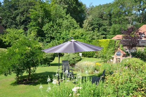 undefined, Ockham Road South, East Horsley, KT24
