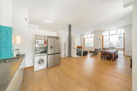 3 bedroom maisonette for sale, York Way, London N7