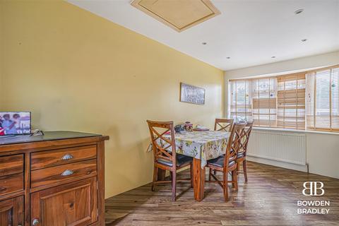 undefined, Owen Gardens, Woodford Green