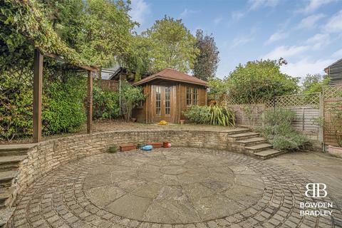 undefined, Owen Gardens, Woodford Green