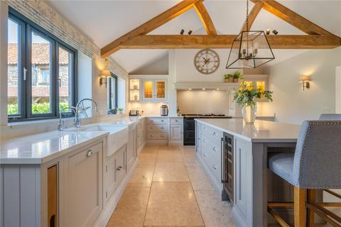 8 bedroom detached house for sale, A Substantial Country Residence with Two Large Barn Conversions, Outbuildings, and Approximately 14 Acres of Land