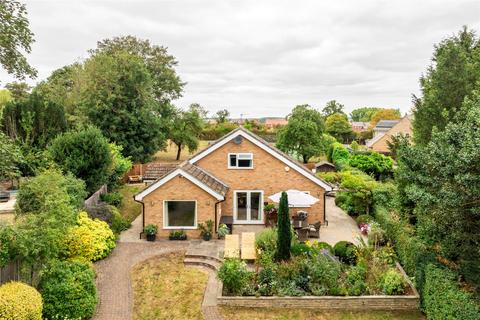5a Windmill Hill, Biddenham, Bedford, MK40 4AG