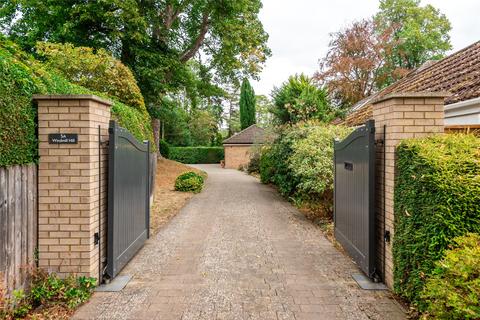 5a Windmill Hill, Biddenham, Bedford, MK40 4AG