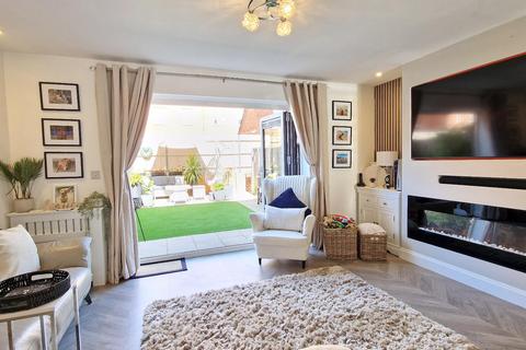 undefined, Walker Road, Upper Heyford, Bicester