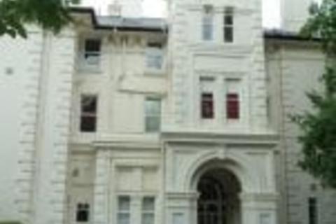 Office to rent, 23 Oak Hill Grove Surbiton KT6 6DU