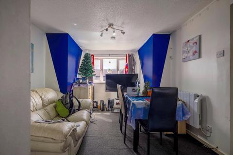 undefined, Leven Walk, Livingston EH54