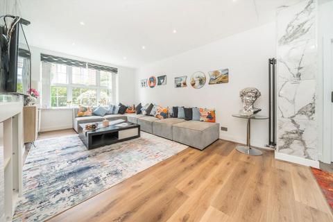 2 bedroom flat for sale, Clifton Court, London NW8