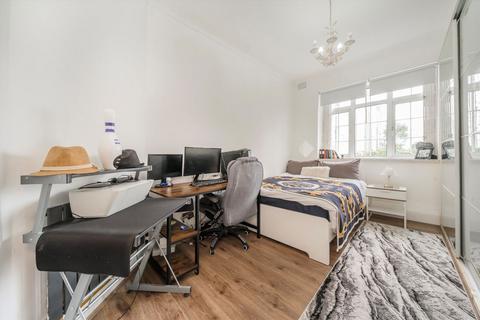 2 bedroom flat for sale, Clifton Court, London NW8