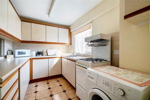 3 bedroom terraced house for sale, Arthur Close, Farnham, United Kingdom, GU9