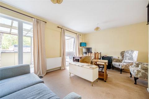 3 bedroom terraced house for sale, Arthur Close, Farnham, United Kingdom, GU9